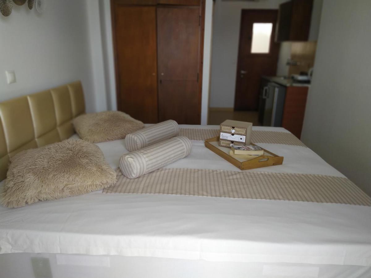 Aronis Apartments Бенитсес Экстерьер фото
