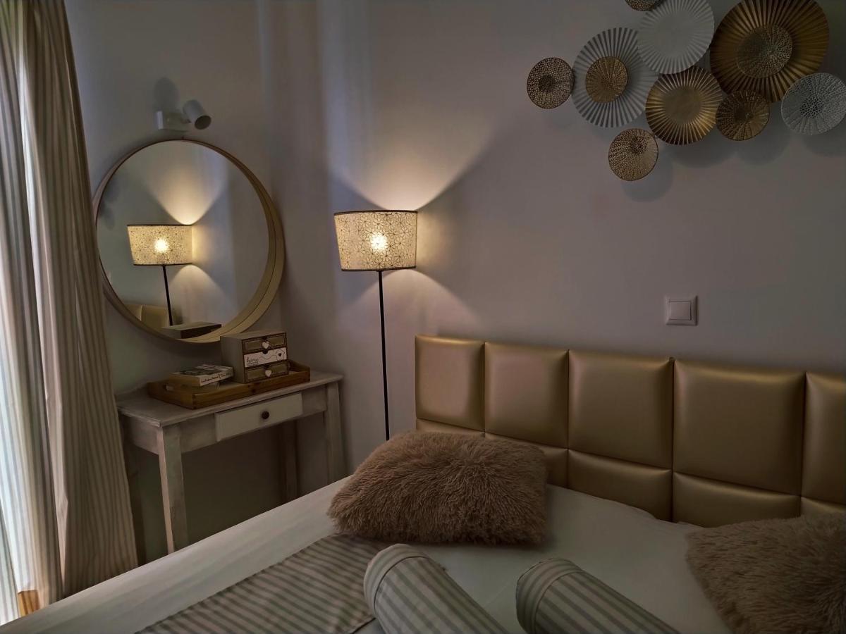 Aronis Apartments Бенитсес Экстерьер фото