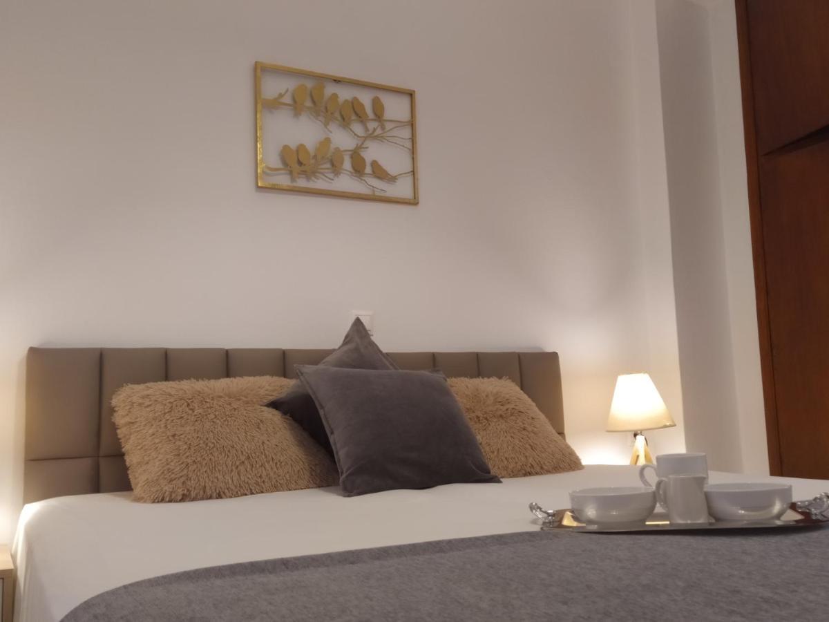 Aronis Apartments Бенитсес Экстерьер фото