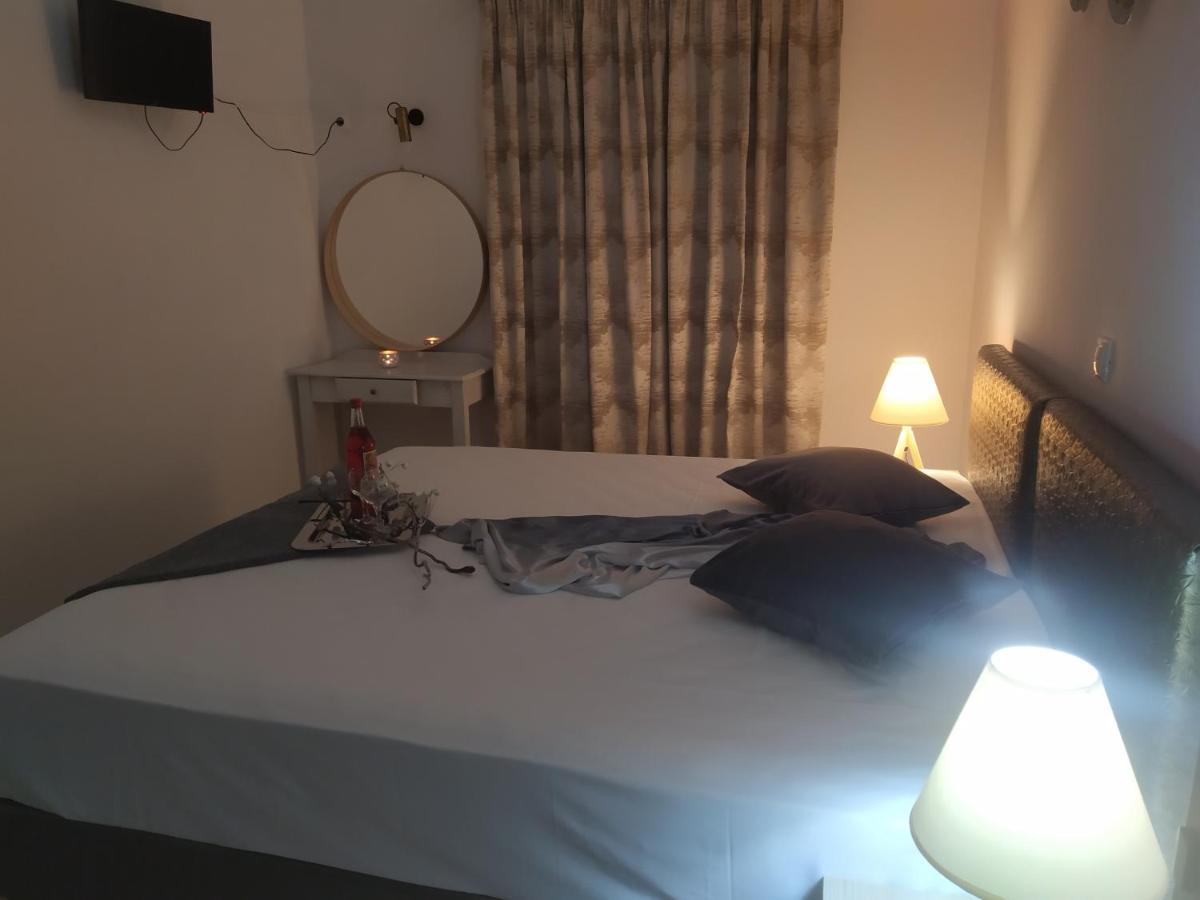 Aronis Apartments Бенитсес Экстерьер фото