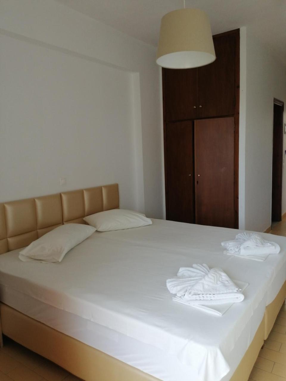 Aronis Apartments Бенитсес Экстерьер фото