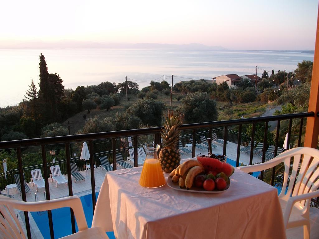 Aronis Apartments Бенитсес Экстерьер фото
