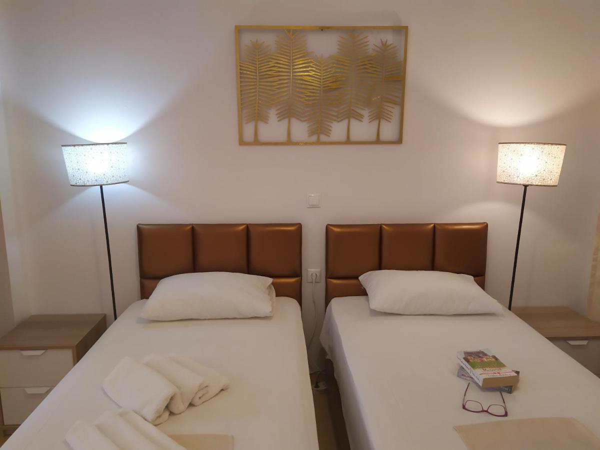 Aronis Apartments Бенитсес Экстерьер фото